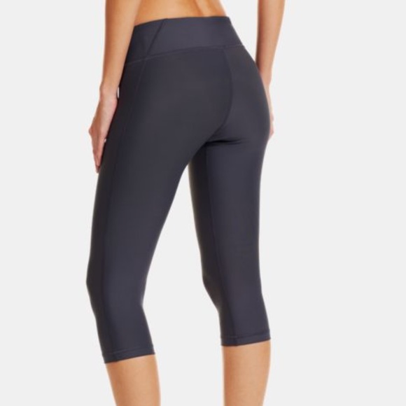 Under Armour Women's Workout Compression Leggings - Picture 2 of 5